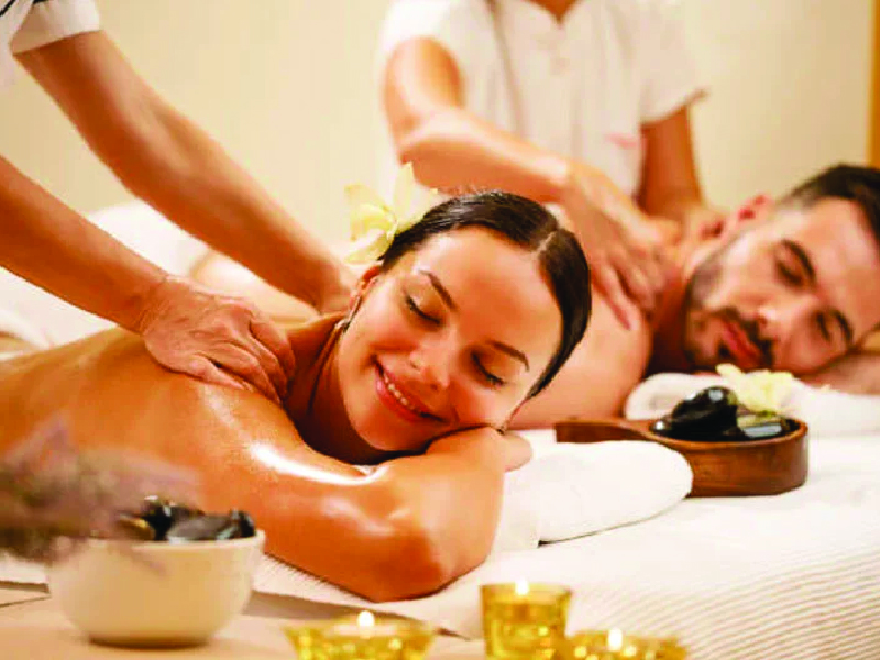 couple massage in bengaluru